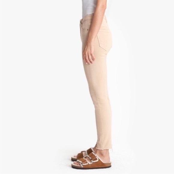 MOTHER High Waisted Looker Ankle Fray Wash Khaki Pants
Size 23 (measures to 24) - Picture 3 of 15